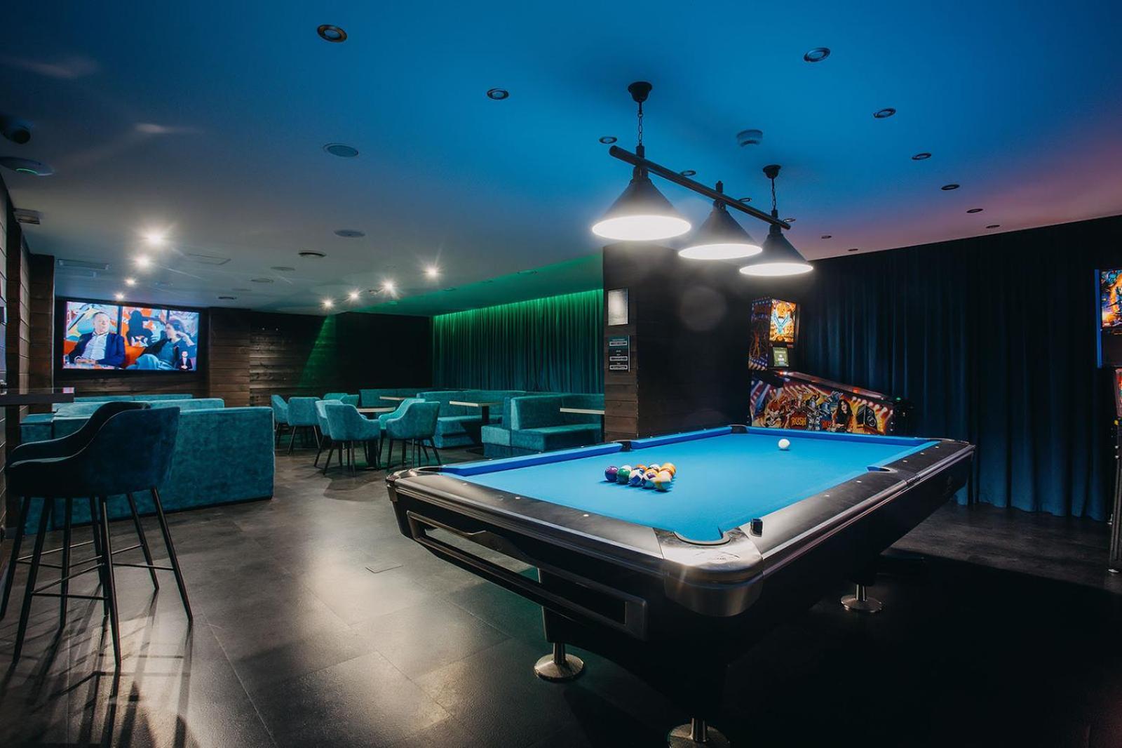 Green Mountain 5* Hotel Karpacz Exteriör bild The Billiard Room