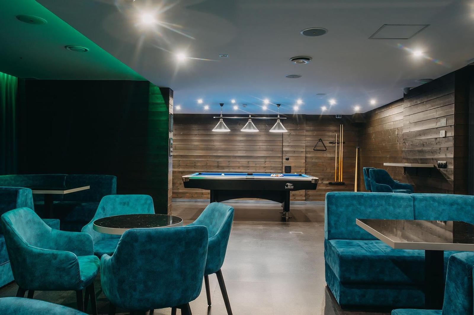Green Mountain 5* Hotel Karpacz Exteriör bild The Snooker Club